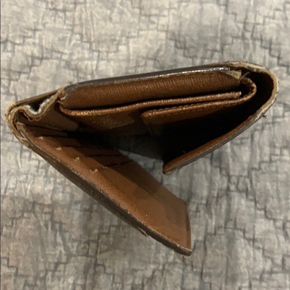 Louis Vuitton Wallet - Picture 5 of 5